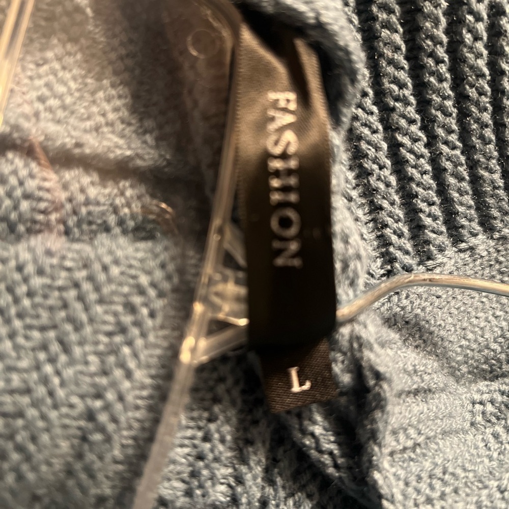 Cozy Blue Cable Knit Cardigan - Picture 3 of 3